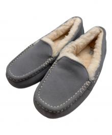 UGG（アグ）の古着「モカシンシューズ」｜ライトグレー