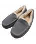 UGG（アグ）の古着「モカシンシューズ」｜ライトグレー