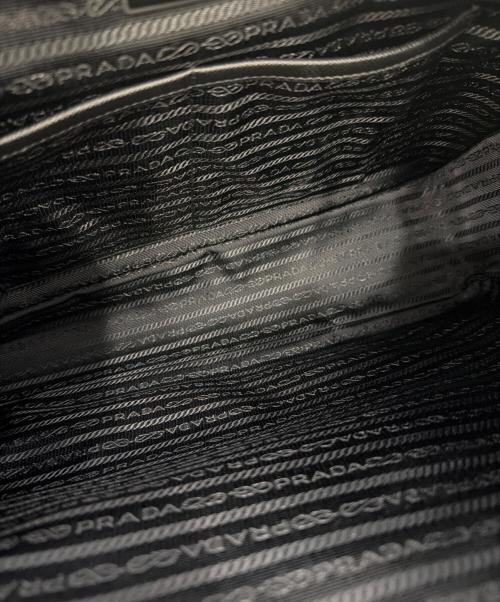 PRADA（プラダ）PRADA (プラダ) メッセンジャーバッグ ブラックの古着・服飾アイテム