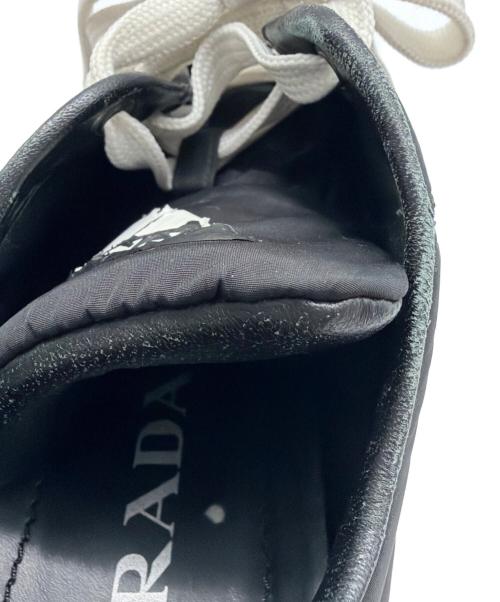 PRADA（プラダ）PRADA (プラダ) スニーカー ブラック サイズ:40の古着・服飾アイテム
