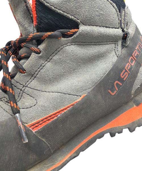 LA SPORTIVA（スポルティバ）LA SPORTIVA (スポルティバ) トレッキングシューズ グレー サイズ:38の古着・服飾アイテム