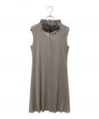 PLEATS PLEASEプリーツプリーズ）の古着「ノースリーブプリーツワンピース」｜グレー
