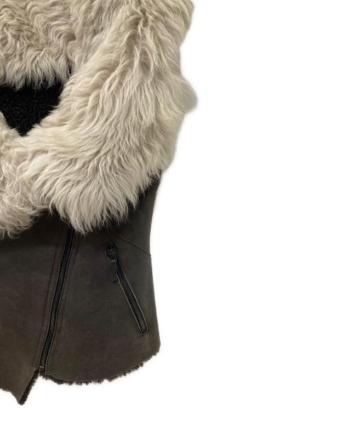 Karl Donoghue（カールドノヒュー）Karl Donoghue (カールドノヒュー) ムートンジレ ブラック×グレー サイズ:Sの古着・服飾アイテム