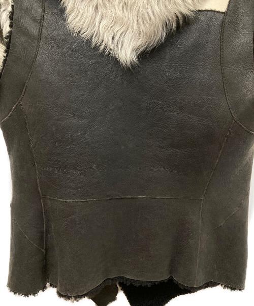 Karl Donoghue（カールドノヒュー）Karl Donoghue (カールドノヒュー) ムートンジレ ブラック×グレー サイズ:Sの古着・服飾アイテム