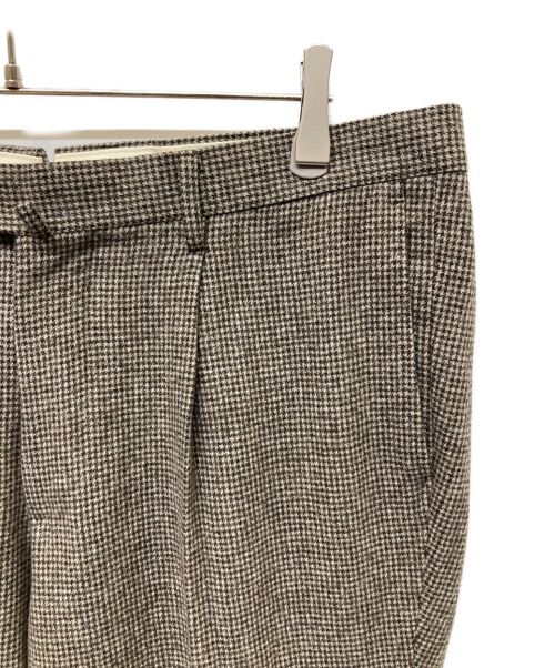 Brilla per il gusto（ブリッラ ペル イルグースト）Brilla per il gusto (ブリッラ ペル イルグースト) BEAMS (ビームス) ハウンドトゥース1プリーツスラックス ブラウン サイズ:52の古着・服飾アイテム