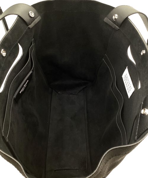 Maison Margiela（メゾンマルジェラ）Maison Margiela (メゾンマルジェラ) パイソン型押しトートバッグ ブラック×グレーの古着・服飾アイテム