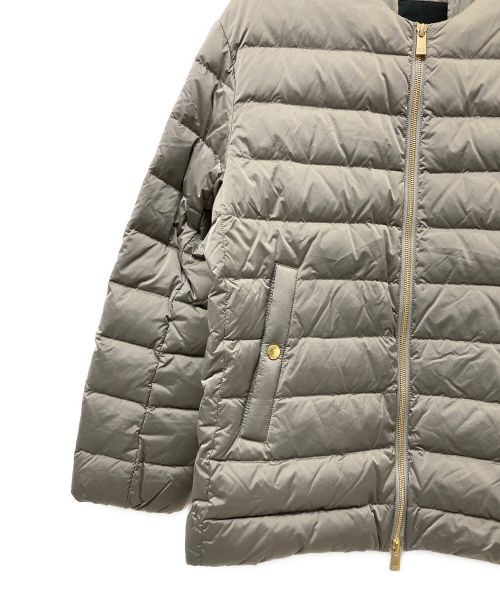 TATRAS（タトラス）TATRAS (タトラス) ノーカラーライトダウンジャケット ベージュ サイズ:2の古着・服飾アイテム