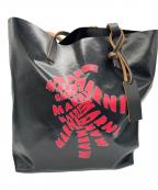 MARNIマルニ）の古着「トートバッグ North-South Tribeca PVC Tote Bag」｜ブラック×レッド