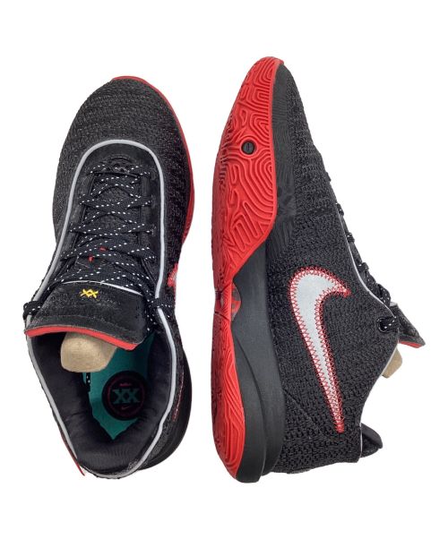 NIKE（ナイキ）NIKE (ナイキ) スニーカー ブラック×レッド サイズ:9の古着・服飾アイテム