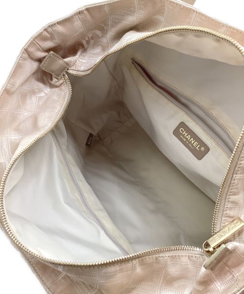 CHANEL（シャネル）CHANEL (シャネル) ニュートラベルライン ベージュの古着・服飾アイテム