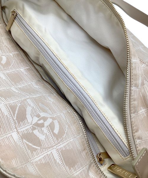 CHANEL（シャネル）CHANEL (シャネル) ニュートラベルライン ベージュの古着・服飾アイテム