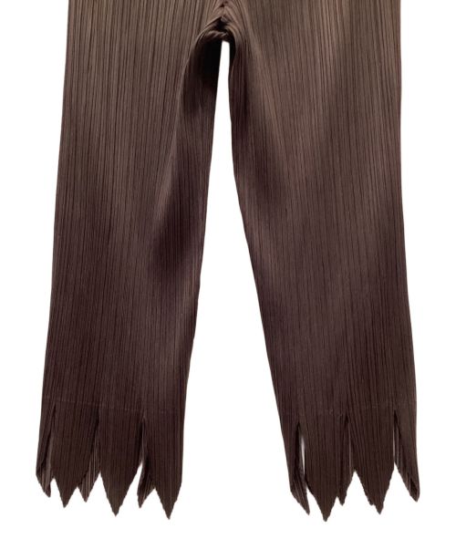 PLEATS PLEASE（プリーツプリーズ）PLEATS PLEASE (プリーツプリーズ) プリーツパンツ ブラウン サイズ:3の古着・服飾アイテム