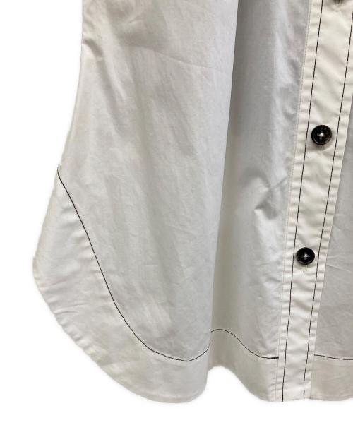 ENFOLD（エンフォルド）ENFOLD (エンフォルド) スビンタイプライター Petal Sleeve combi SHIRT ホワイト サイズ:38の古着・服飾アイテム