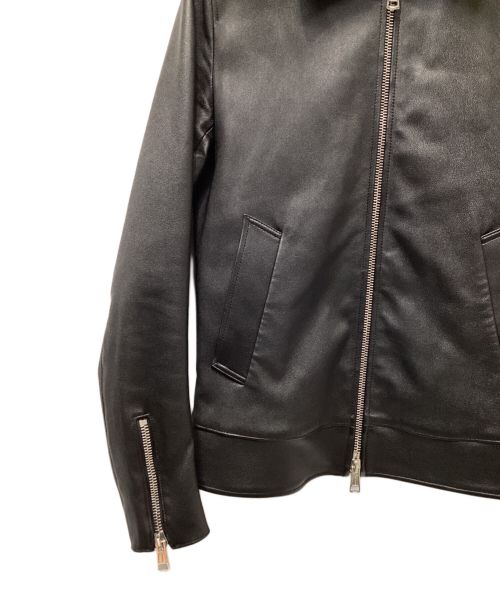 1piu1uguale3（ウノピュウノウグァーレトレ）1piu1uguale3 (ウノ ピゥ ウノ ウグァーレ トレ) シングルライダースジャケット ブラック サイズ:IVの古着・服飾アイテム