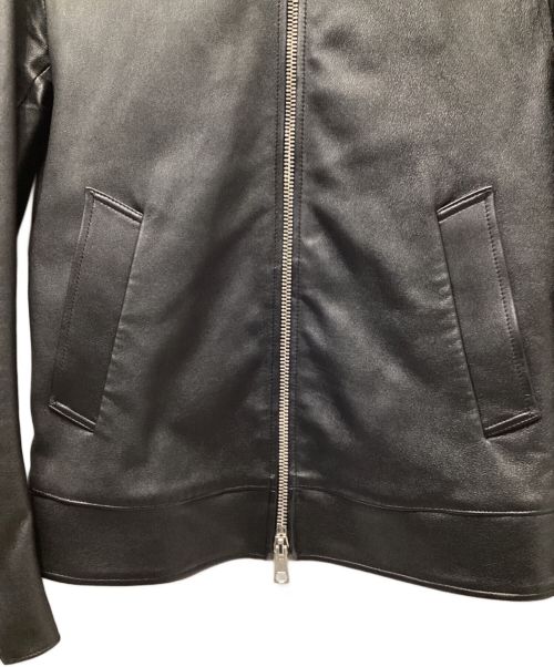 1piu1uguale3（ウノピュウノウグァーレトレ）1piu1uguale3 (ウノ ピゥ ウノ ウグァーレ トレ) シングルライダースジャケット ブラック サイズ:IVの古着・服飾アイテム