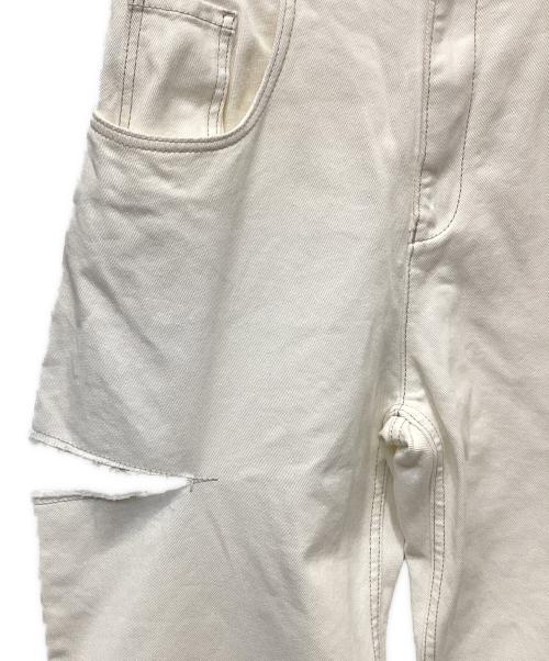 Maison Margiela（メゾンマルジェラ）Maison Margiela (メゾンマルジェラ) デニムジーンズ スラッシュディテール ホワイト サイズ:42の古着・服飾アイテム