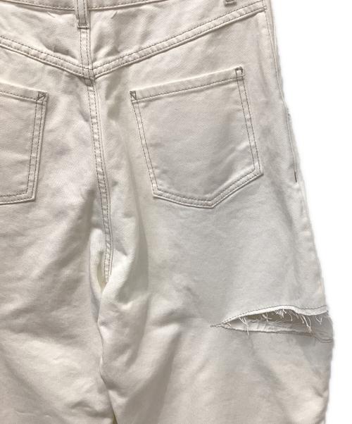 Maison Margiela（メゾンマルジェラ）Maison Margiela (メゾンマルジェラ) デニムジーンズ スラッシュディテール ホワイト サイズ:42の古着・服飾アイテム