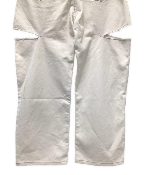Maison Margiela（メゾンマルジェラ）Maison Margiela (メゾンマルジェラ) デニムジーンズ スラッシュディテール ホワイト サイズ:42の古着・服飾アイテム