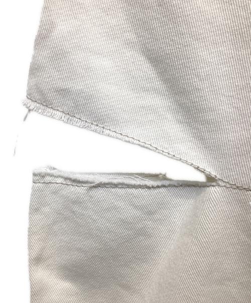 Maison Margiela（メゾンマルジェラ）Maison Margiela (メゾンマルジェラ) デニムジーンズ スラッシュディテール ホワイト サイズ:42の古着・服飾アイテム
