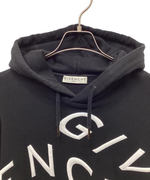 GIVENCHY（ジバンシィ）GIVENCHY (ジバンシィ) プルオーバーパーカー ブラック サイズ:Sの古着・服飾アイテム