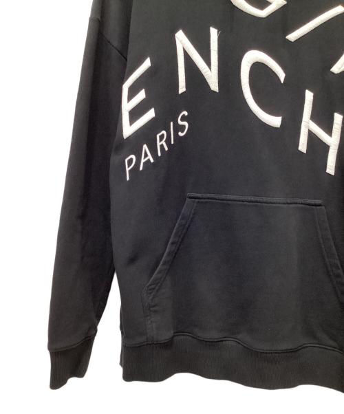 GIVENCHY（ジバンシィ）GIVENCHY (ジバンシィ) プルオーバーパーカー ブラック サイズ:Sの古着・服飾アイテム