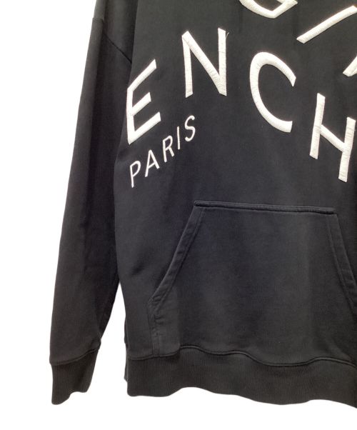 GIVENCHY（ジバンシィ）GIVENCHY (ジバンシィ) プルオーバーパーカー ブラック サイズ:Sの古着・服飾アイテム