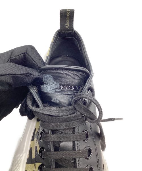 ALEXANDER McQUEEN（アレキサンダーマックイーン）ALEXANDER McQUEEN (アレキサンダーマックイーン) トレッドスリックレースアップスニーカー ホワイト サイズ:42の古着・服飾アイテム