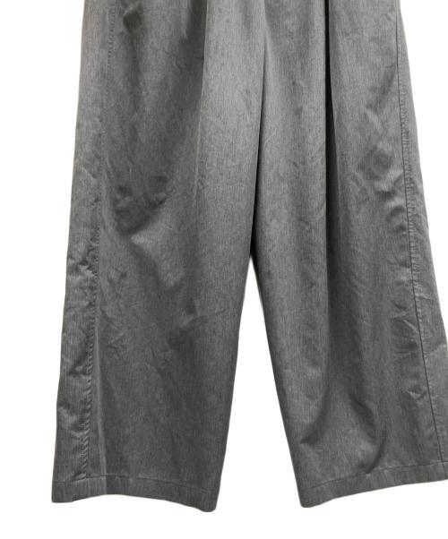 FreshService（フレッシュサービス）FreshService (フレッシュサービス) COOLFIBER TWO TUCK EASY PANTS グレー サイズ:Ｌの古着・服飾アイテム