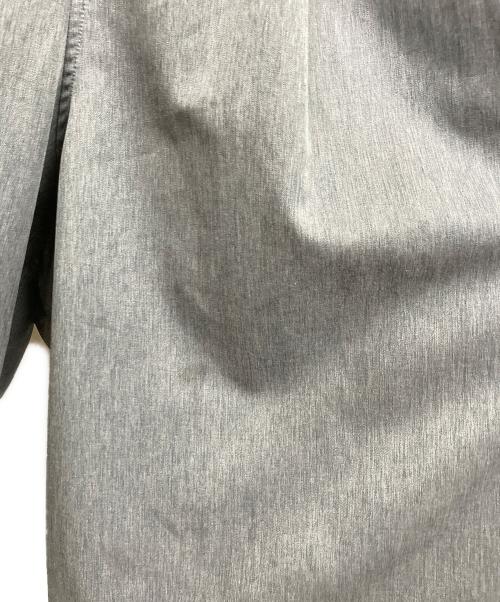 FreshService（フレッシュサービス）FreshService (フレッシュサービス) COOLFIBER TWO TUCK EASY PANTS グレー サイズ:Ｌの古着・服飾アイテム