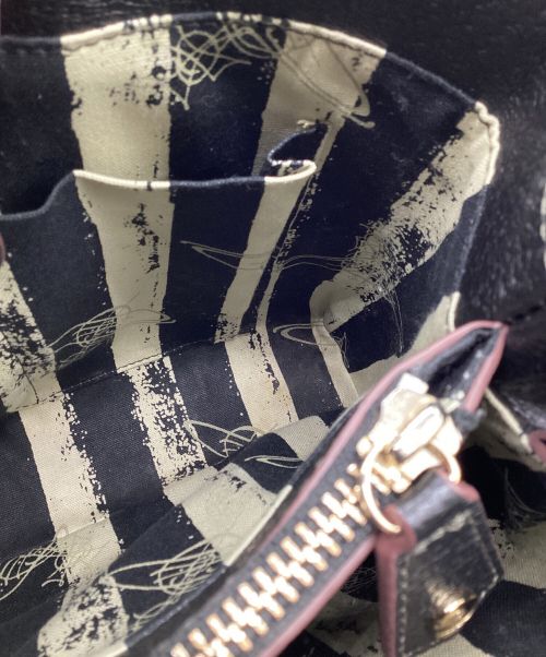 Vivienne Westwood（ヴィヴィアンウエストウッド）Vivienne Westwood (ヴィヴィアンウエストウッド) EXECUTIVE トートバッグM ブラックの古着・服飾アイテム