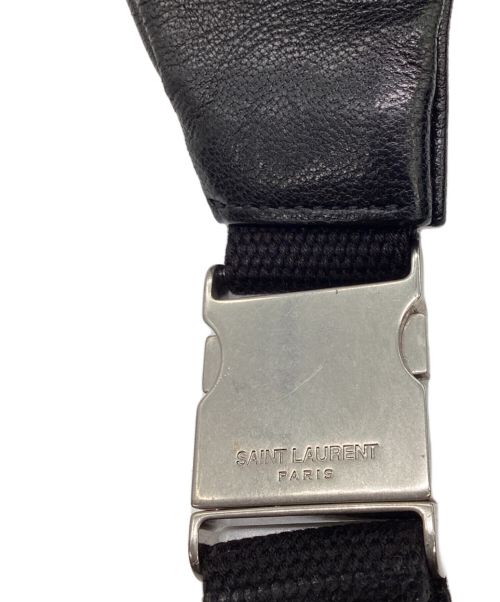 Saint Laurent Paris（サンローランパリ）Saint Laurent Paris (サンローランパリ) スタッズクラシックベルトバッグ ブラックの古着・服飾アイテム