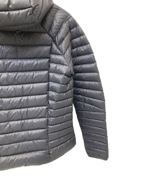 Patagonia（パタゴニア）Patagonia (パタゴニア) ダウンセーター ネイビー サイズ:Mの古着・服飾アイテム