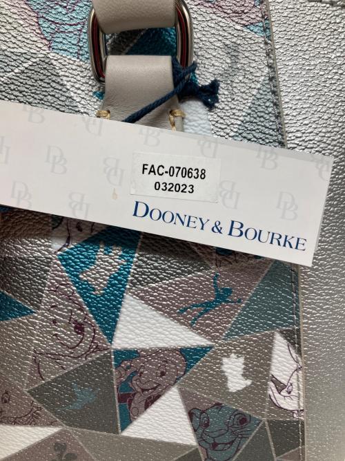 DOONEY&BOURKE（ドゥーニーアンドバーク）DOONEY&BOURKE (ドゥーニーアンドバーク) ディズニー100周年 ２WAYバッグ ライトグレー 未使用品の古着・服飾アイテム