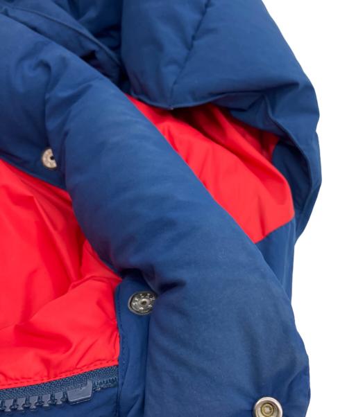 THE NORTH FACE（ザ ノース フェイス）THE NORTH FACE (ザ ノース フェイス) ダウンジャケット ブルーxレッド サイズ:Mの古着・服飾アイテム