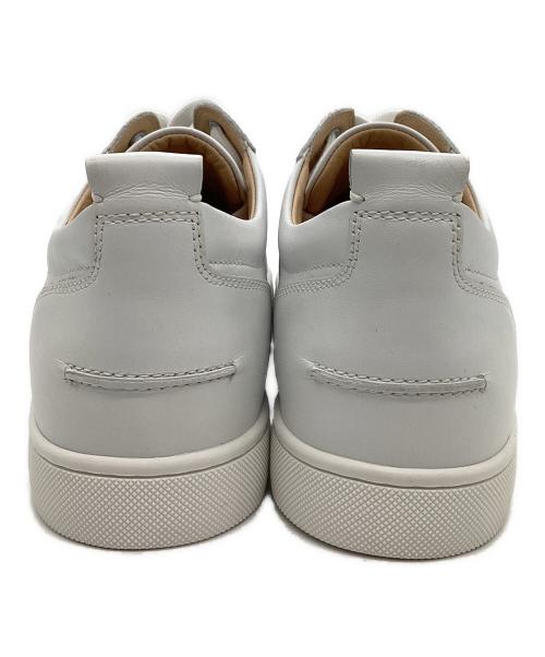 Christian Louboutin（クリスチャン・ルブタン）Christian Louboutin (クリスチャン・ルブタン) louis junior spikes ホワイト サイズ:25.5の古着・服飾アイテム