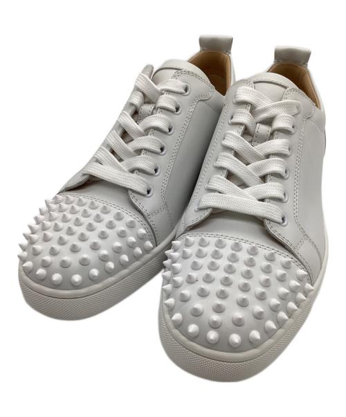 Christian Louboutin（クリスチャン・ルブタン）Christian Louboutin (クリスチャン・ルブタン) louis junior spikes ホワイト サイズ:25.5の古着・服飾アイテム