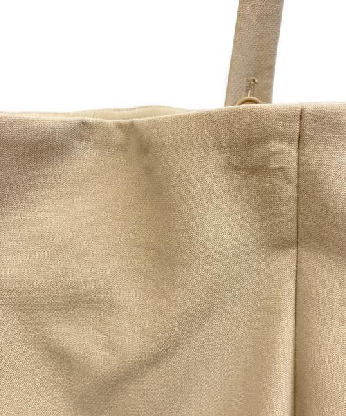 CLANE（クラネ）CLANE (クラネ) ハイウエストストラップサスペンダースカート ベージュ サイズ:Sの古着・服飾アイテム