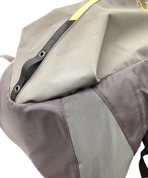 ARC'TERYX（アークテリクス）ARC'TERYX (アークテリクス) リュック グレー×イエローの古着・服飾アイテム