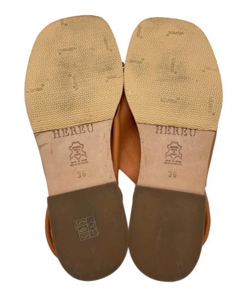 HEREU（ヘリュー）HEREU (ヘリュー) アシンメトリーサンダル ブラウン サイズ:Sの古着・服飾アイテム