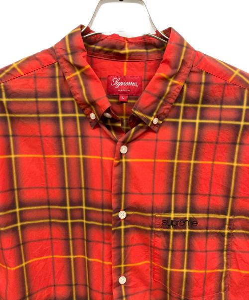 SUPREME（シュプリーム）Supreme (シュプリーム) 21SS Spray Tartan Shirt レッド サイズ:Lの古着・服飾アイテム
