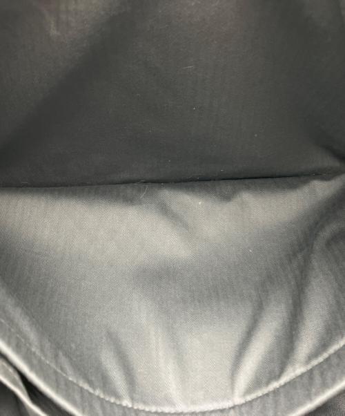 genten（ゲンテン）genten (ゲンテン) レザーショルダーバッグ　ブラック ブラックの古着・服飾アイテム