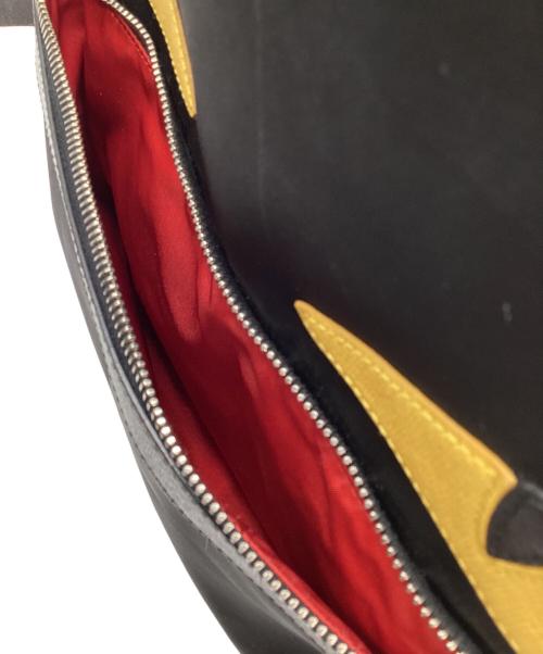 FENDI（フェンディ）FENDI (フェンディ) BAG BUGSリュックサック ブラックの古着・服飾アイテム