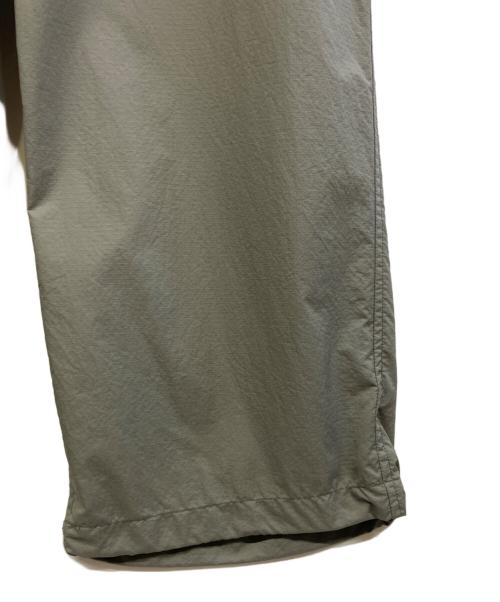 DAIWA PIER39（ダイワ ピア39）DAIWA PIER39 (ダイワ ピア39) TECH TRAVEL PANTS カーキ サイズ:Lの古着・服飾アイテム
