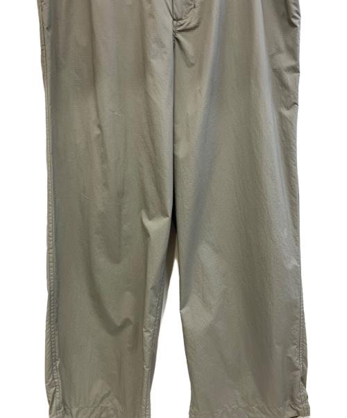 DAIWA PIER39（ダイワ ピア39）DAIWA PIER39 (ダイワ ピア39) TECH TRAVEL PANTS カーキ サイズ:Lの古着・服飾アイテム
