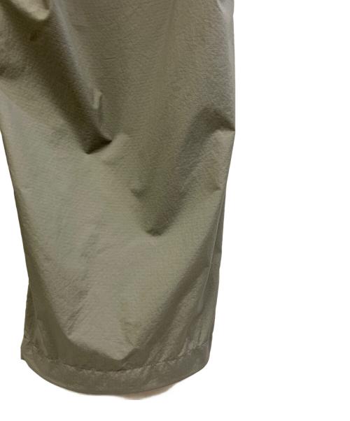 DAIWA PIER39（ダイワ ピア39）DAIWA PIER39 (ダイワ ピア39) TECH TRAVEL PANTS カーキ サイズ:Lの古着・服飾アイテム