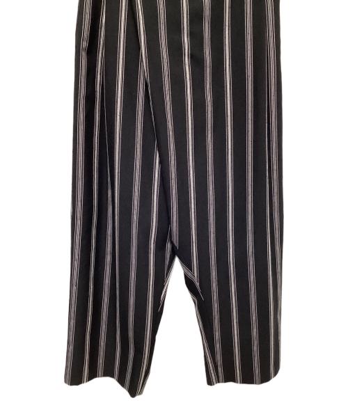 Y's（ワイズ）Y's (ワイズ) HARD TWISTED STRIPE PLEATED PANTS ブラック サイズ:2の古着・服飾アイテム