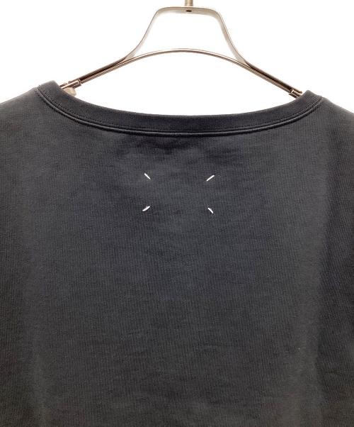 Maison Margiela（メゾンマルジェラ）Maison Margiela (メゾンマルジェラ) フロント刺繍ナンバリングスウェット チャコールグレー サイズ:Mの古着・服飾アイテム