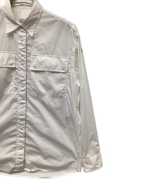 MONCLER（モンクレール）MONCLER (モンクレール) フロントビッグポケット長袖シャツ ホワイト サイズ:40の古着・服飾アイテム