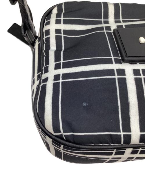 MARNI（マルニ）MARNI (マルニ) CHECK NYLON PUFF CAMERA BAG ブラックの古着・服飾アイテム