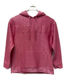 VALENTINO（ヴァレンティノ）の古着「エンボスロゴパーカー」｜ショッキングピンク